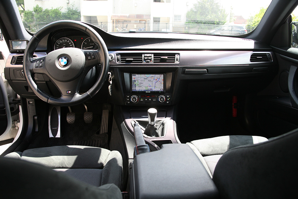 BMW320i N[y