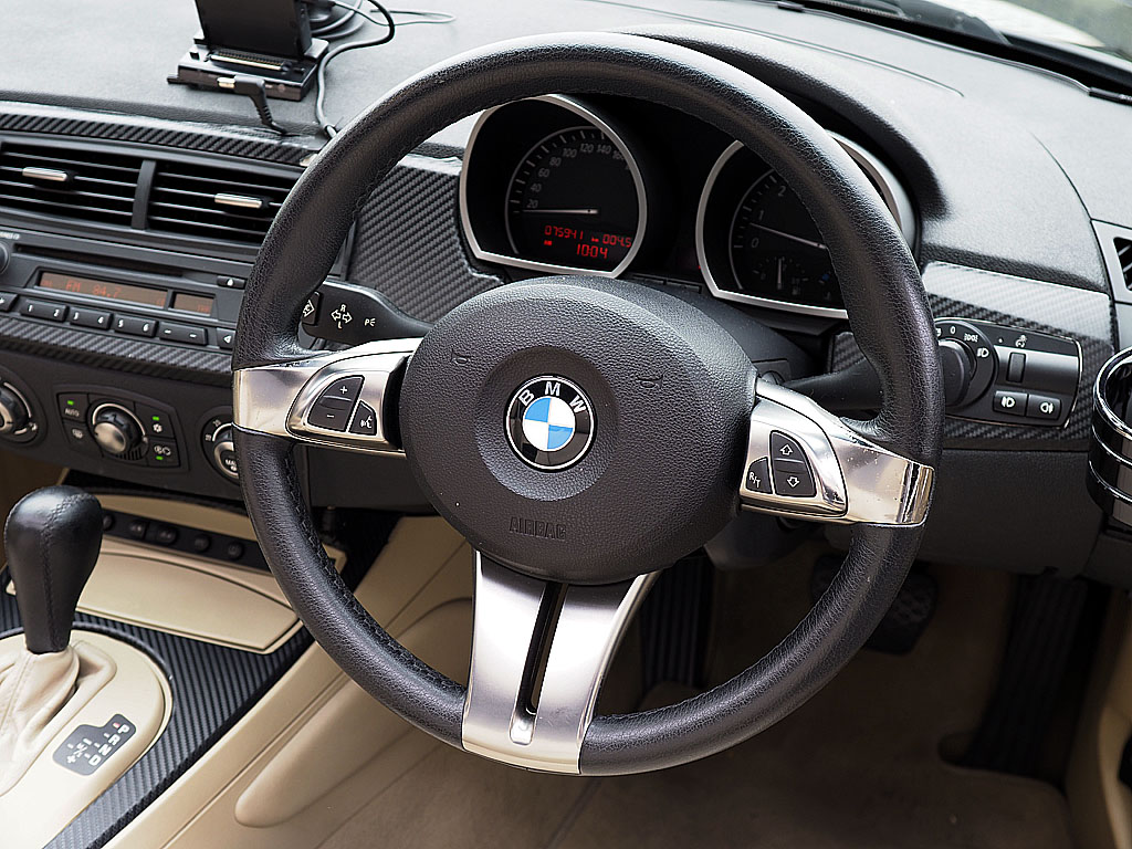 BMW Z4 [hX^[2.5i